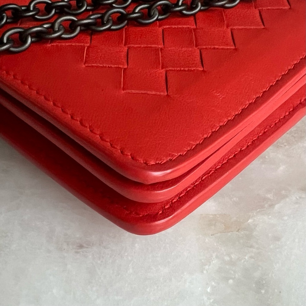 Bottega Veneta Intrecciato Red Woven Leather Clutch Purse - Picture 5 of 14
